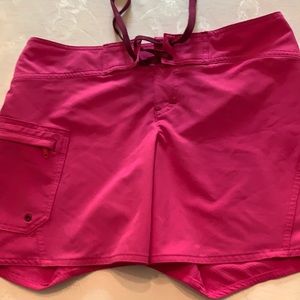 Beautiful pair of Athleta sport shorts in style of board short… really pretty